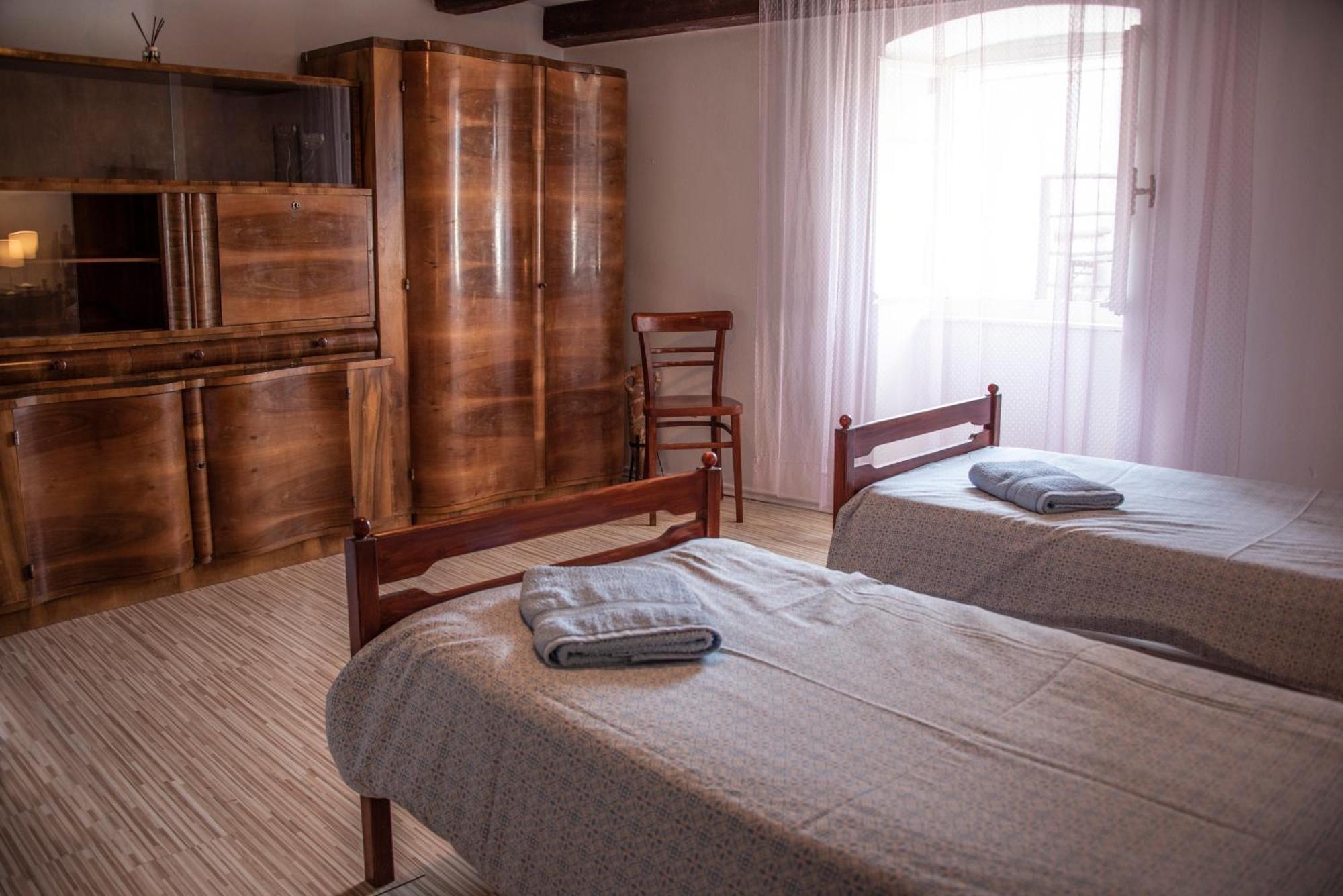 Apartman Nives ลูเบนิตเซ ภายนอก รูปภาพ